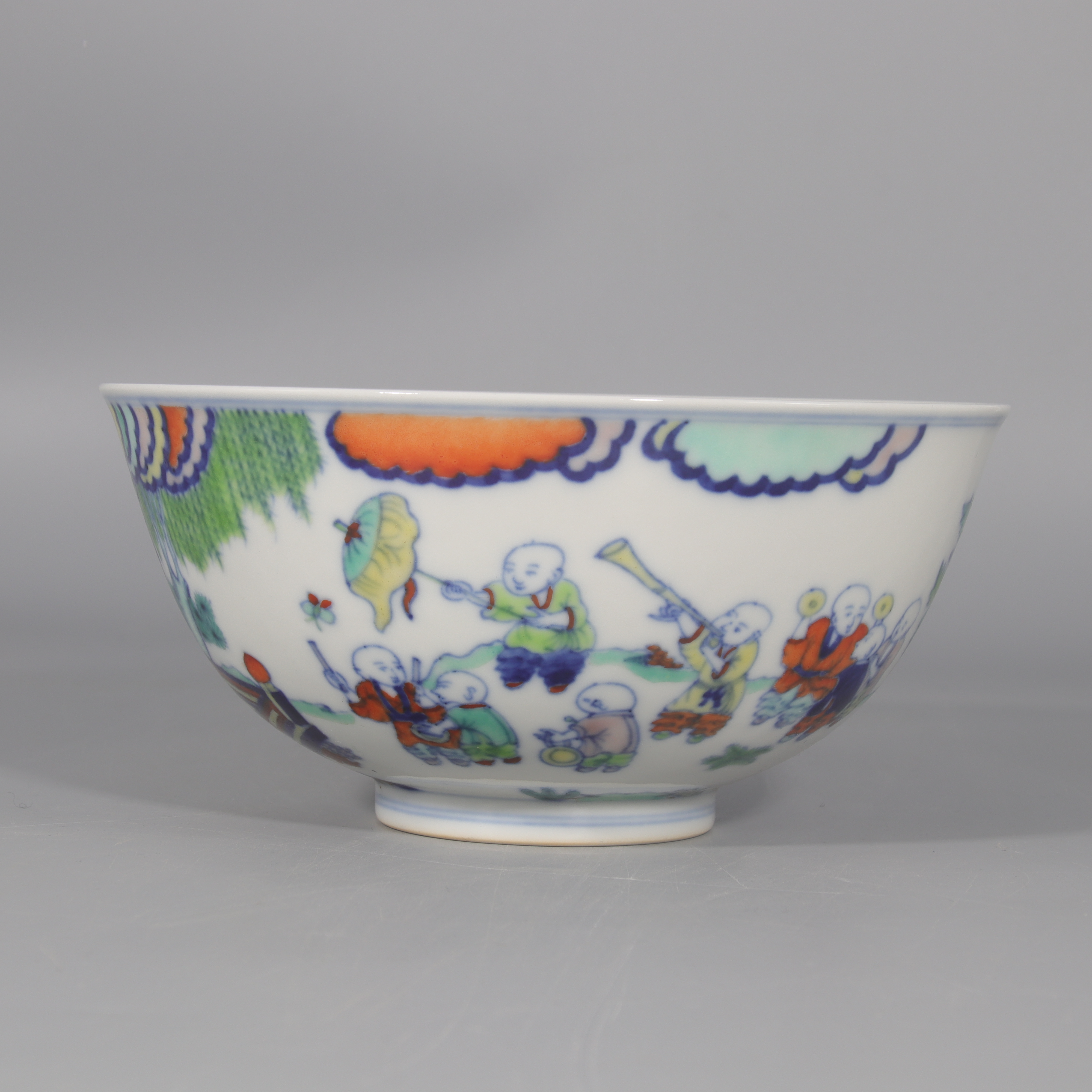 斗彩婴戏纹碗    H501-140