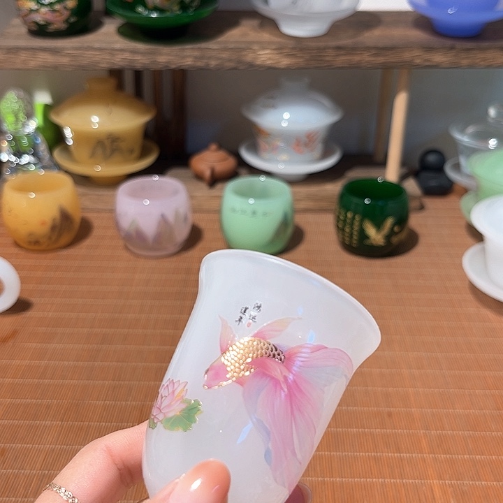 朝**转白鱼不带礼盒➕主人杯1个