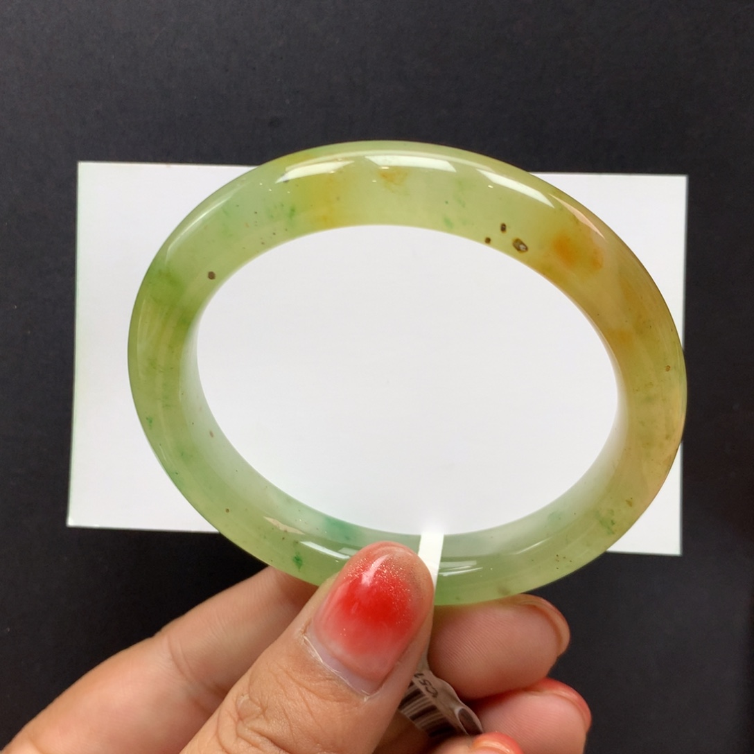 石英质玉未镶嵌手镯