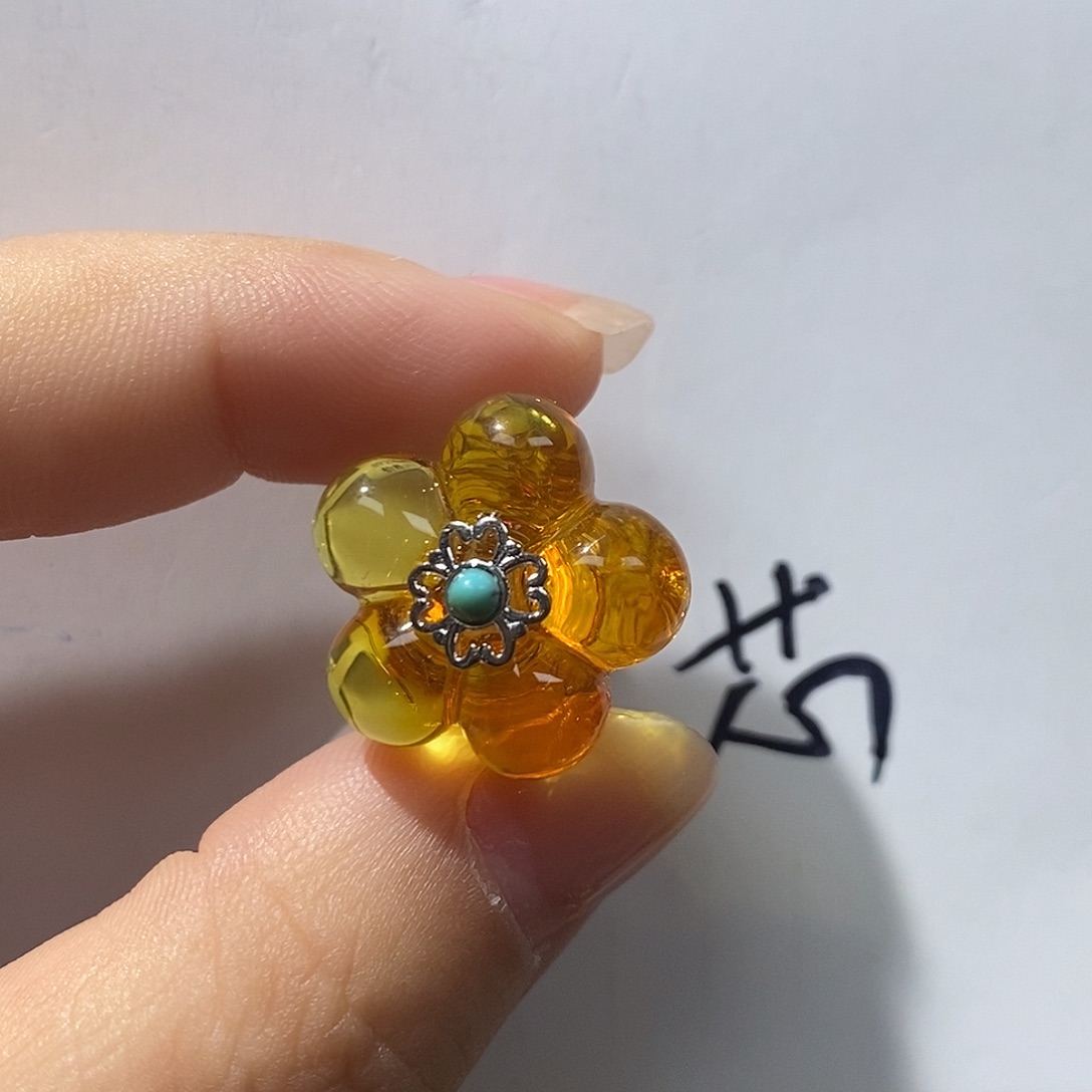 定制琥珀未镶嵌蜜蜡