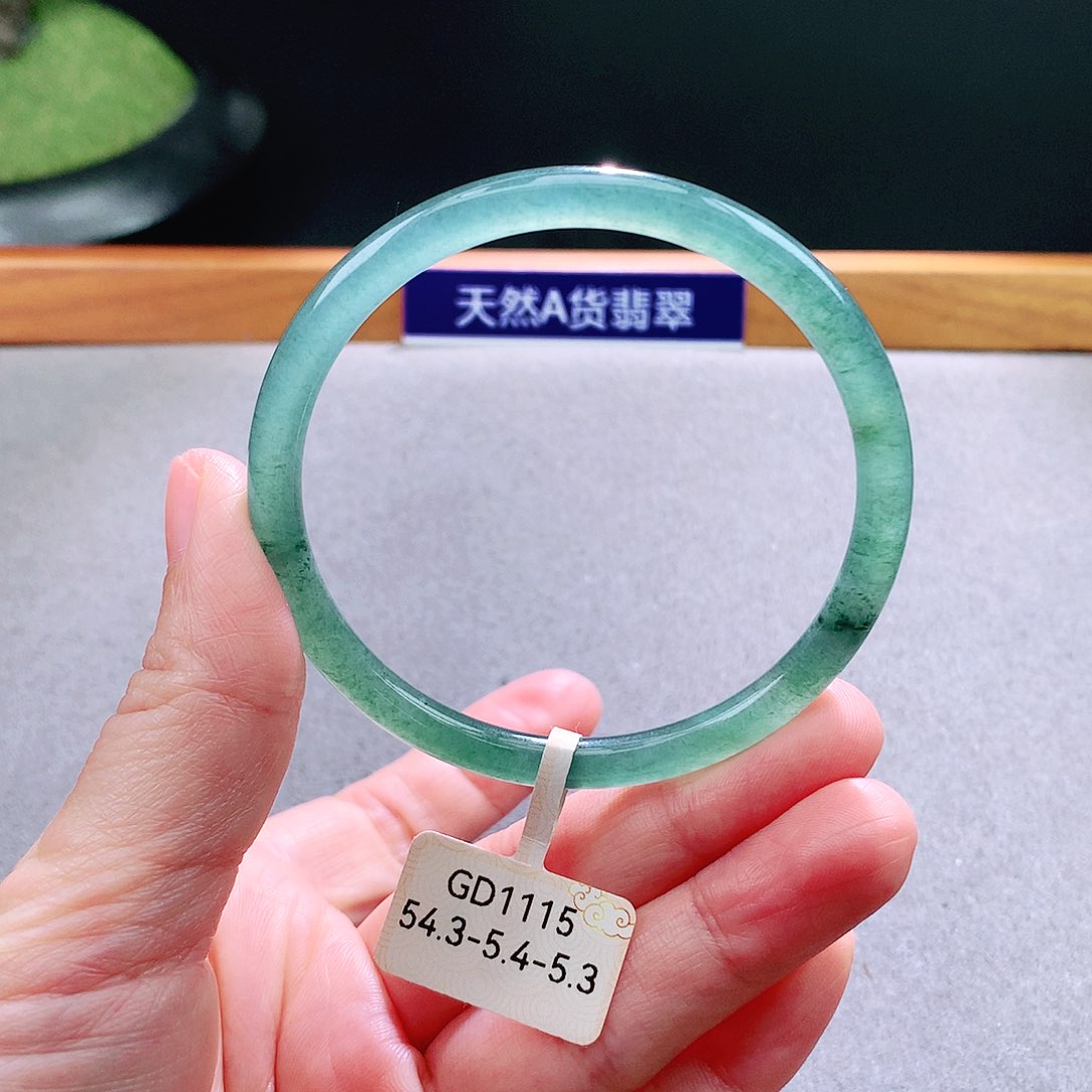 未镶嵌手镯翡翠天然翡翠手镯a货