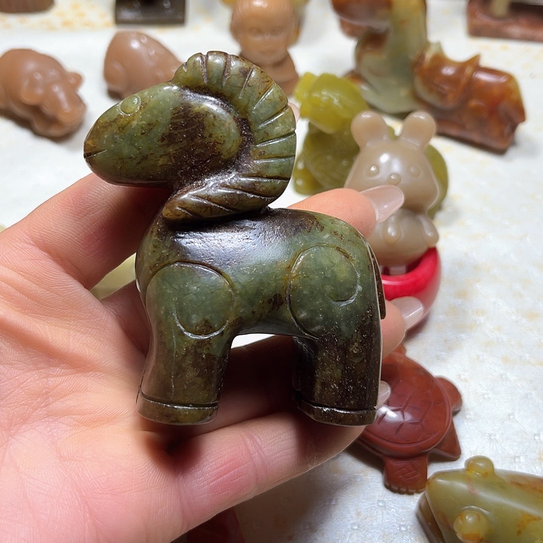 白玉菩提吊坠白玉菩提吊坠