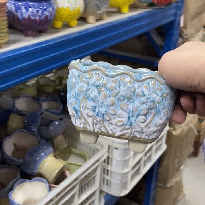 花盆单场满9.9发货12×9.5×9