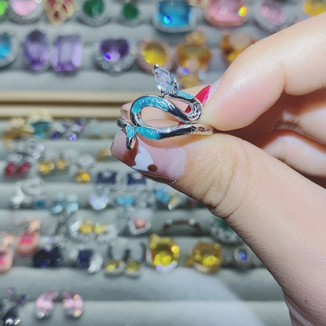 【闪购商品】托帕石耳饰银S925镶嵌