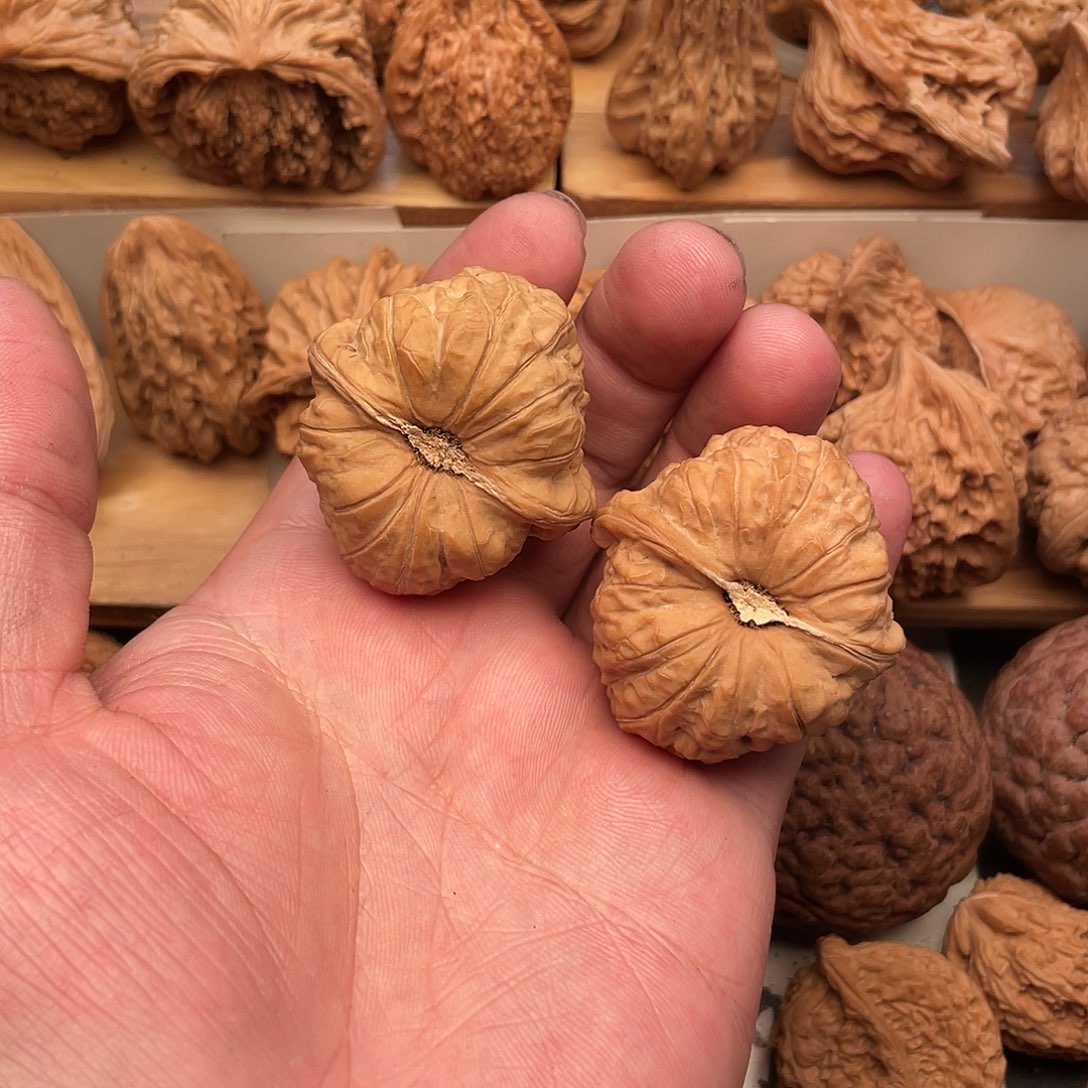 刘***屈吊坠文玩核桃南瓜