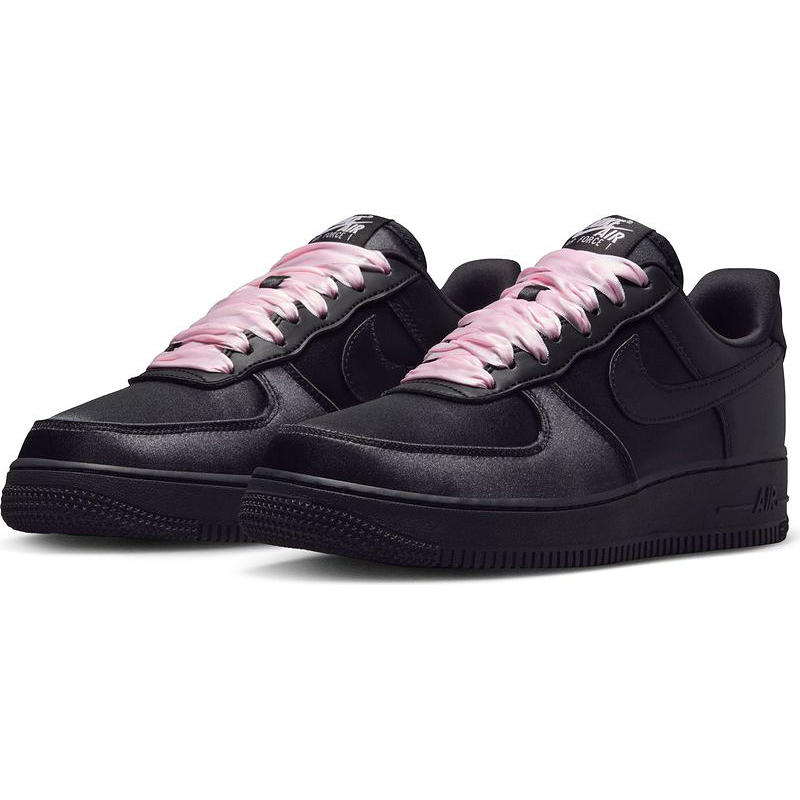 耐克（NIKE）女子AIR FORCE 1时尚休闲经典黑色运动鞋IH2034-010