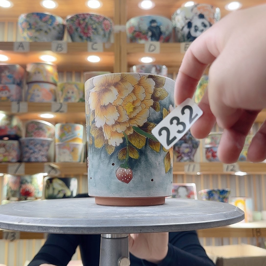 瓷片瑕疵瑕疵瑕疵许