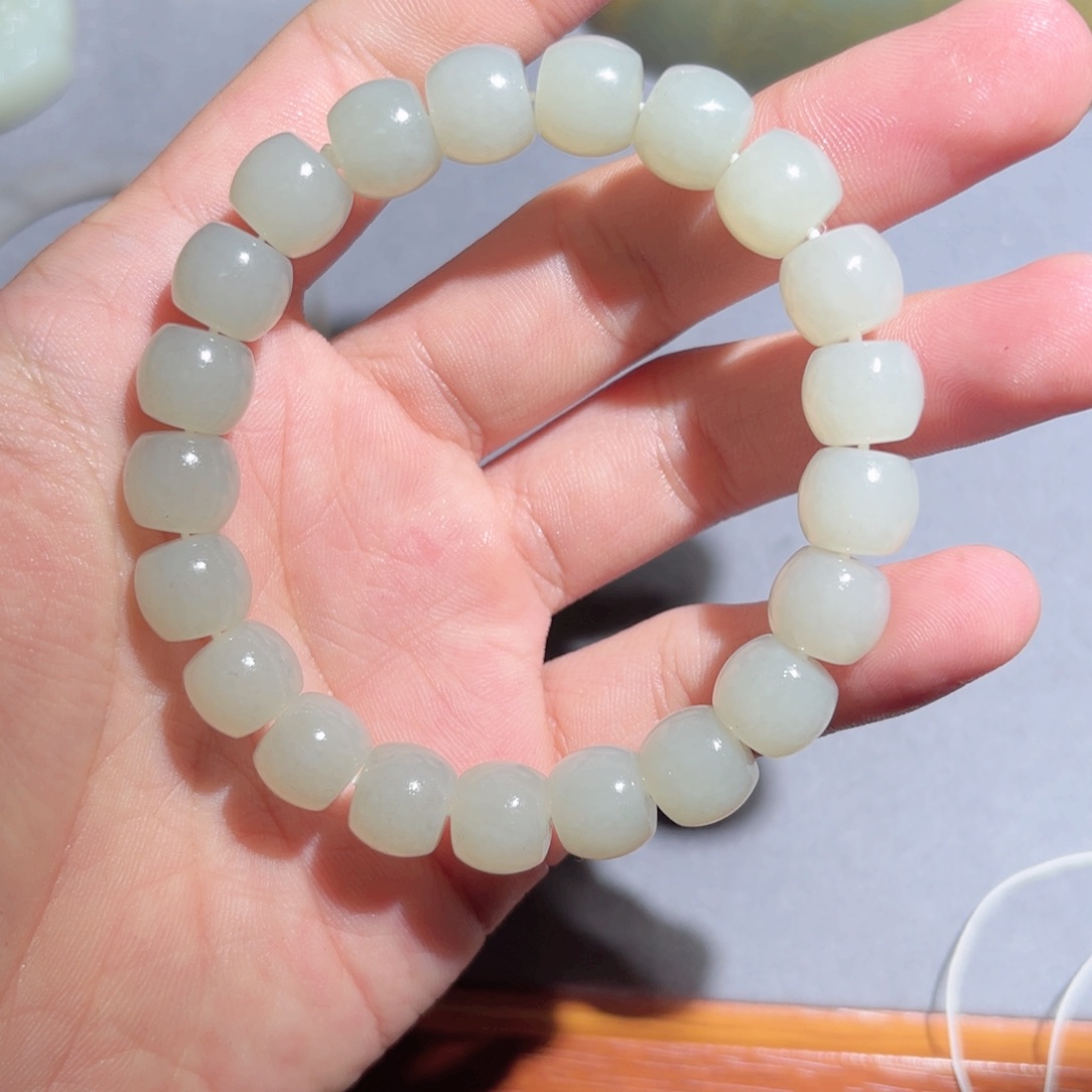 和田玉手链未镶嵌