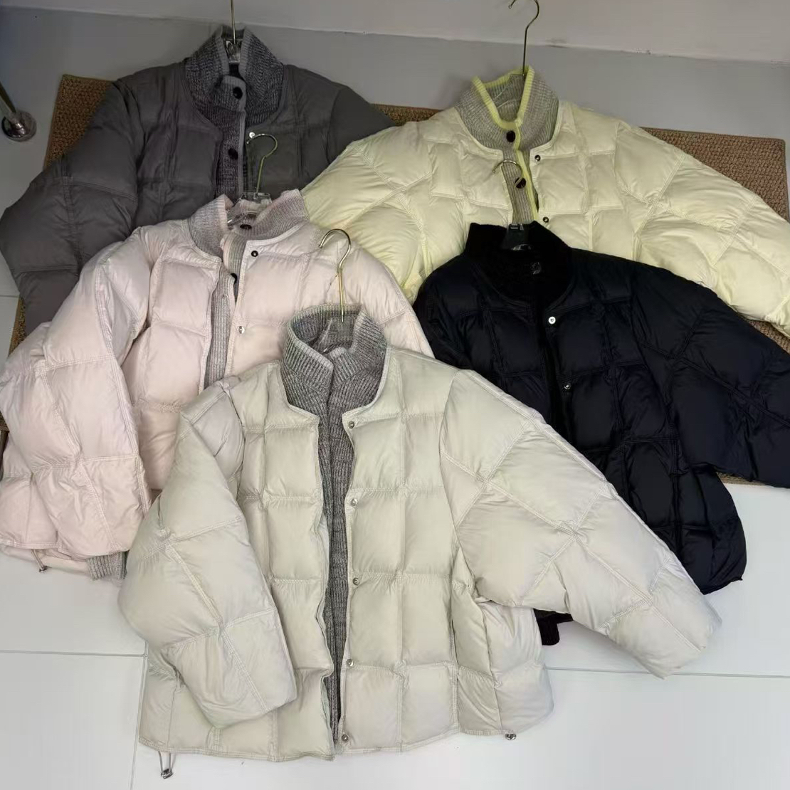 新款【拼接格子羽绒服】针织假两件立领90白鸭女冬季韩系简约保暖