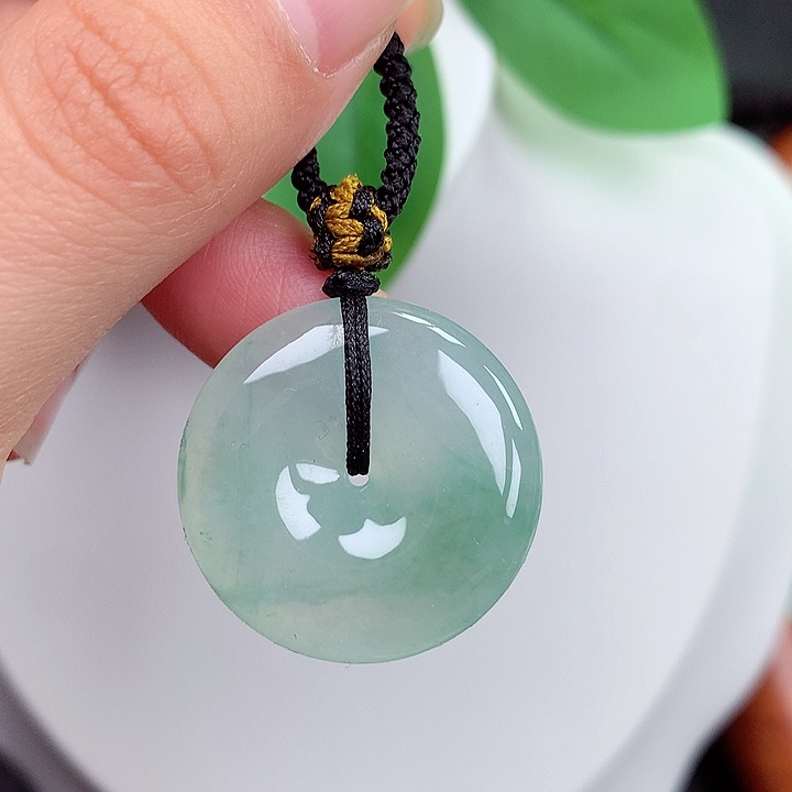 颈饰未镶嵌翡翠平安扣 25.6x6.2mm