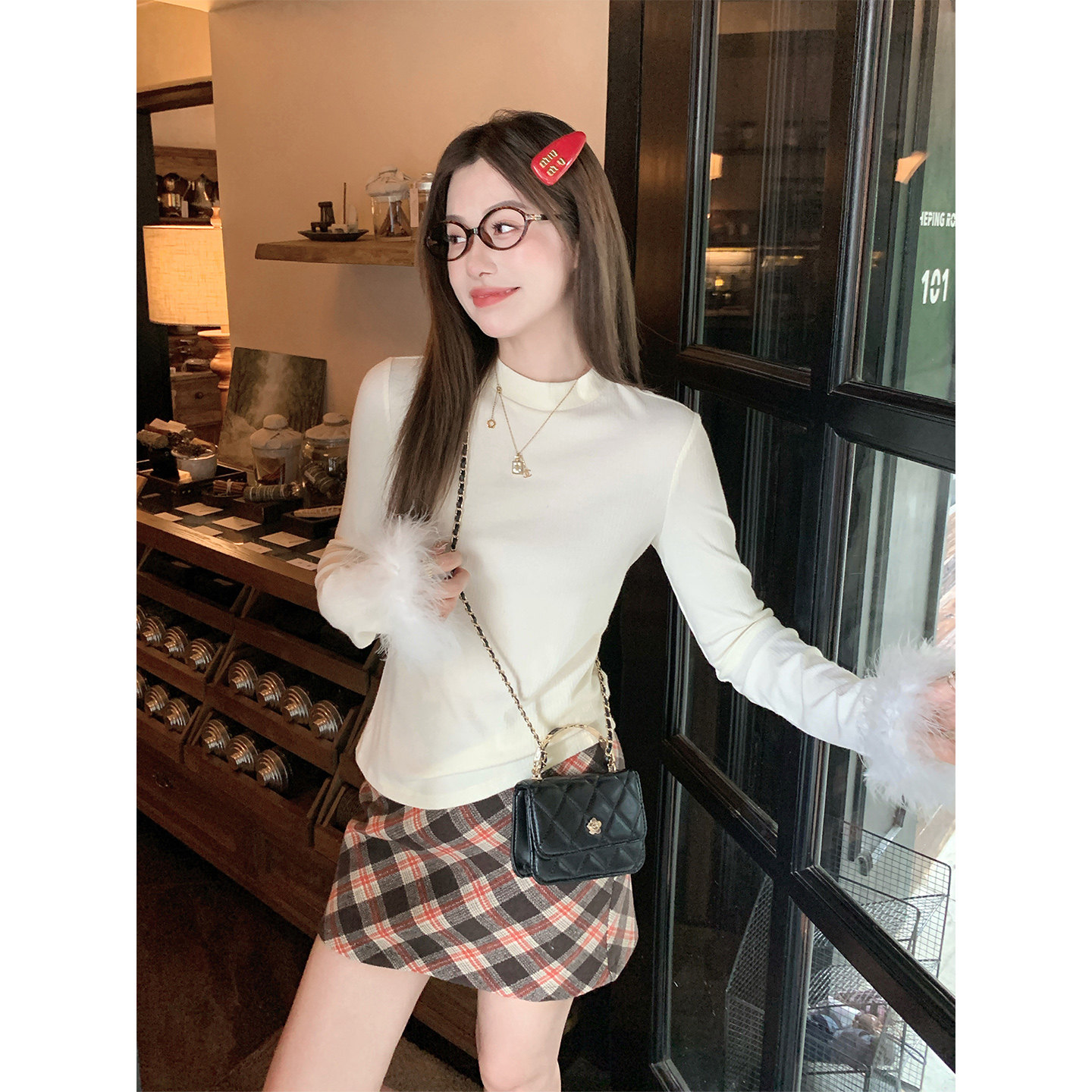 曾小咸 韩系拼接毛毛袖内搭t恤女秋冬季ZA54TXF0126