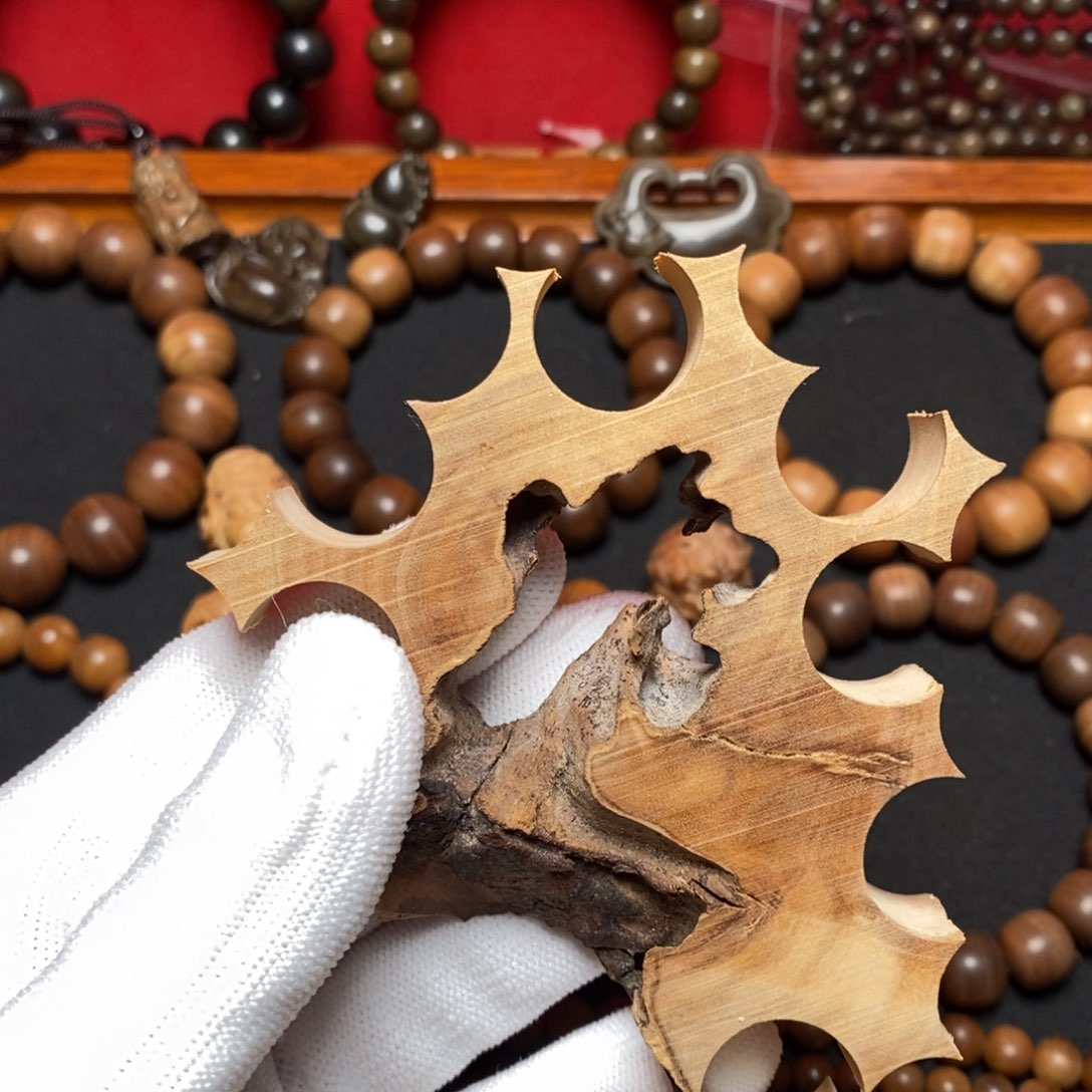 檀香木其他釋*修44g 老山檀香 边角料