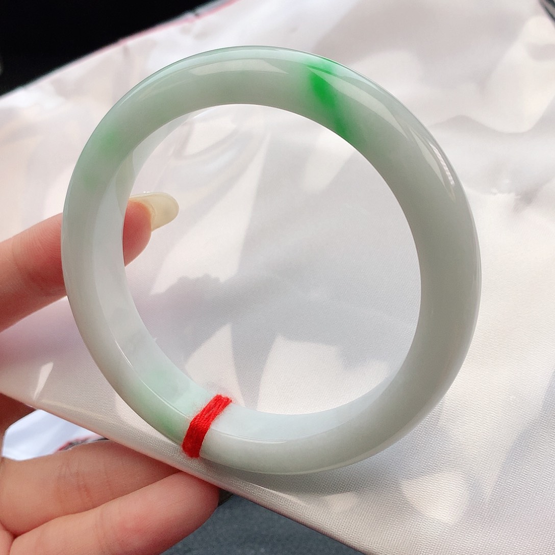 翡翠手镯未镶嵌58圈口882505