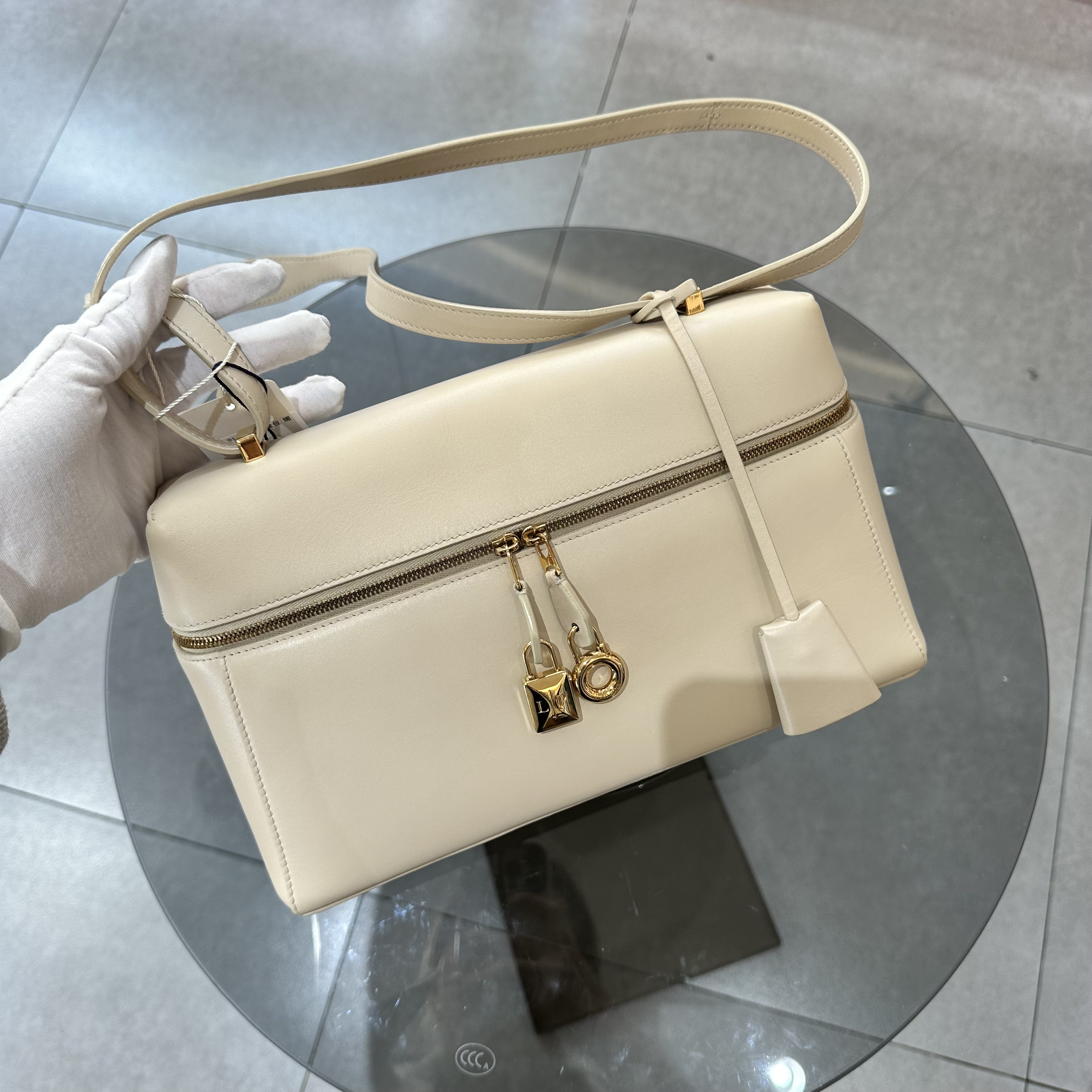 99新 Loro Piana/诺悠翩雅 Loro Piana LP饭盒包 US511061