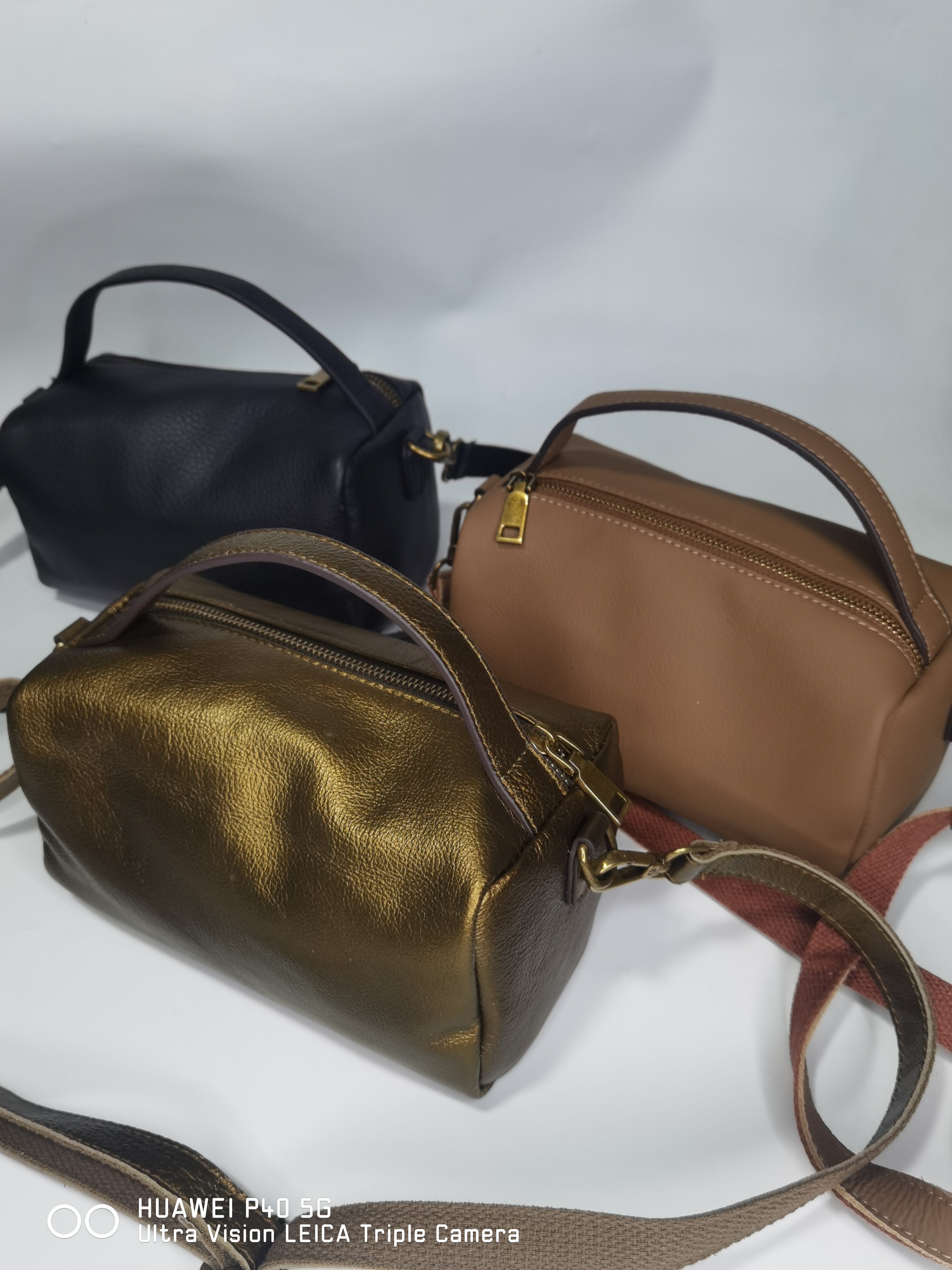 时尚大方高级感大容量波士顿枕头包手提斜挎真皮女包9482