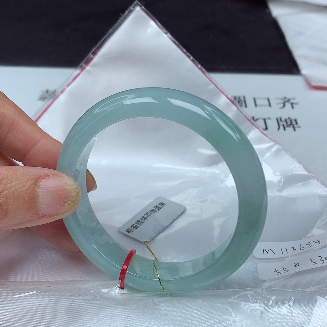 翡翠手镯未镶嵌55圈3684