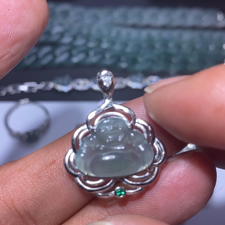 翡翠未镶嵌颈饰天然翡翠