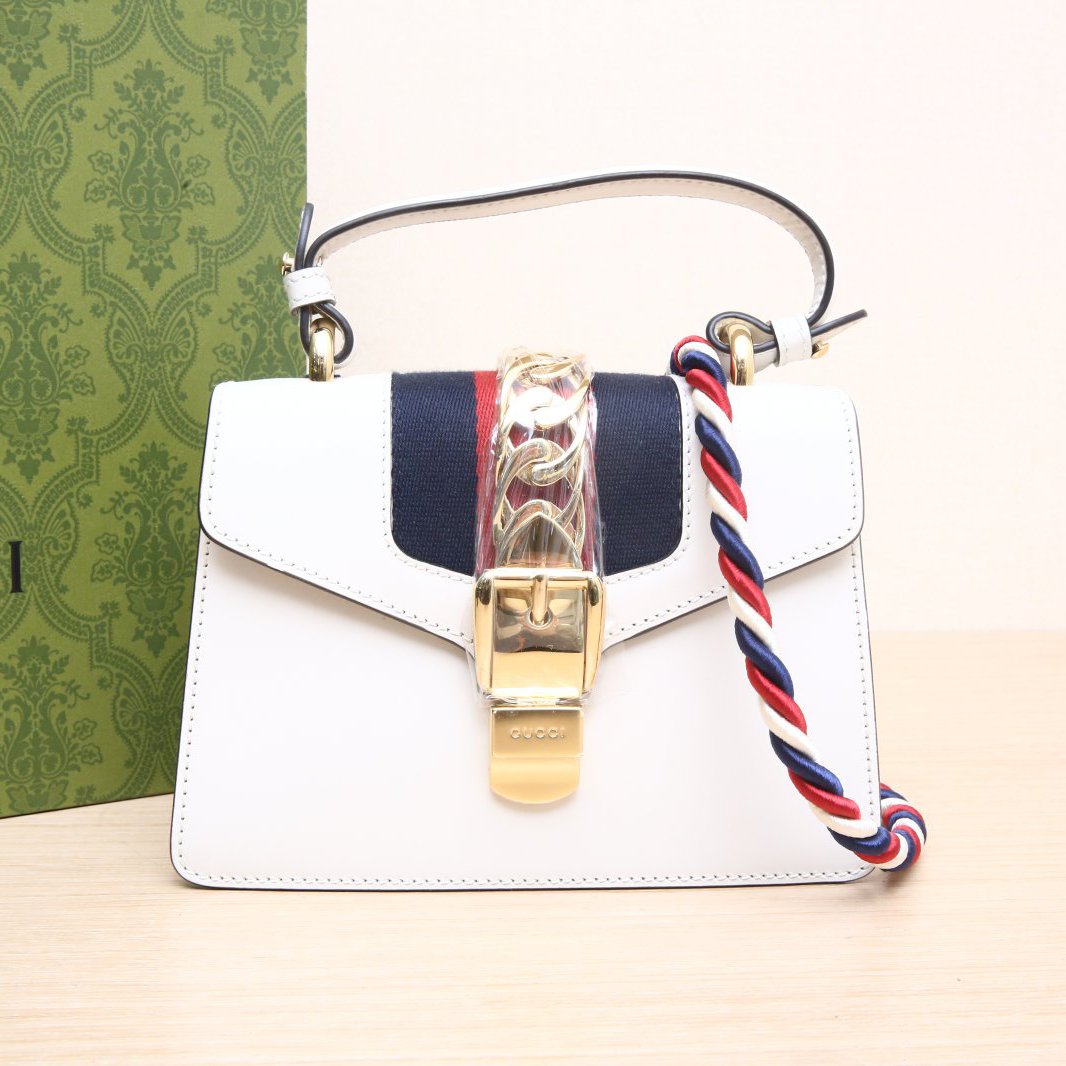 95新 GUCCI/古驰 单肩包 皮手带 20 白色 皮革C 金扣 P254005508