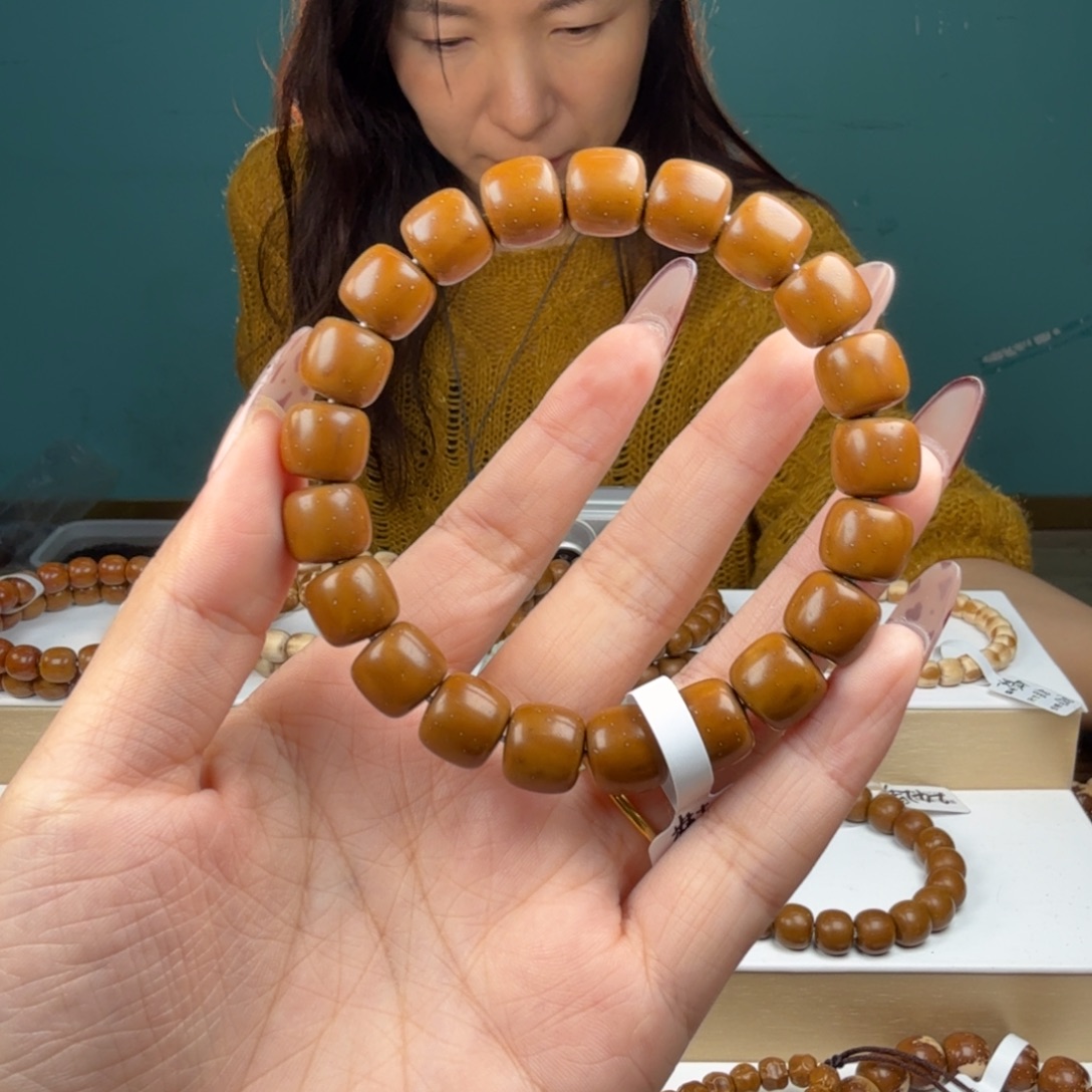 谁***来紫金鼠手串251#11实心高货Dt