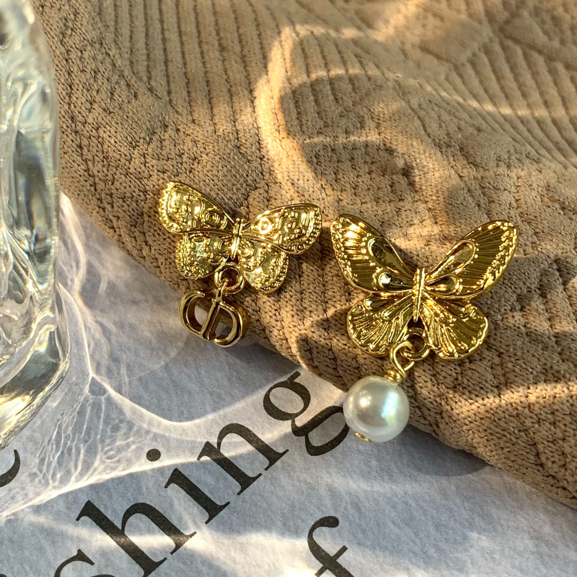 钛钢仿珍珠耳饰 A3134-CD蝴蝶珍珠耳环