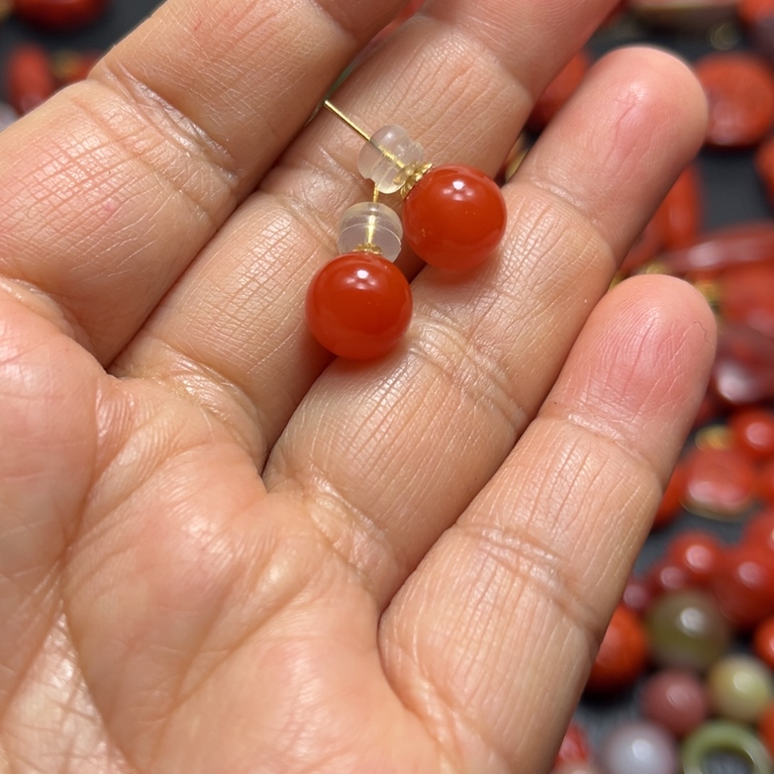 南红玛瑙18K金镶嵌颈饰