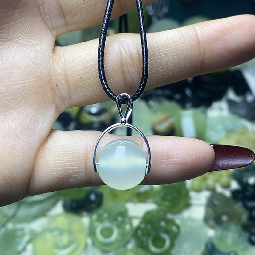 【闪购商品】蛇纹石玉颈饰未镶嵌