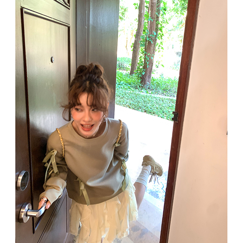 【爱上查美乐】豆绿色蝴蝶结卫衣女慵懒宽松休闲上衣4092