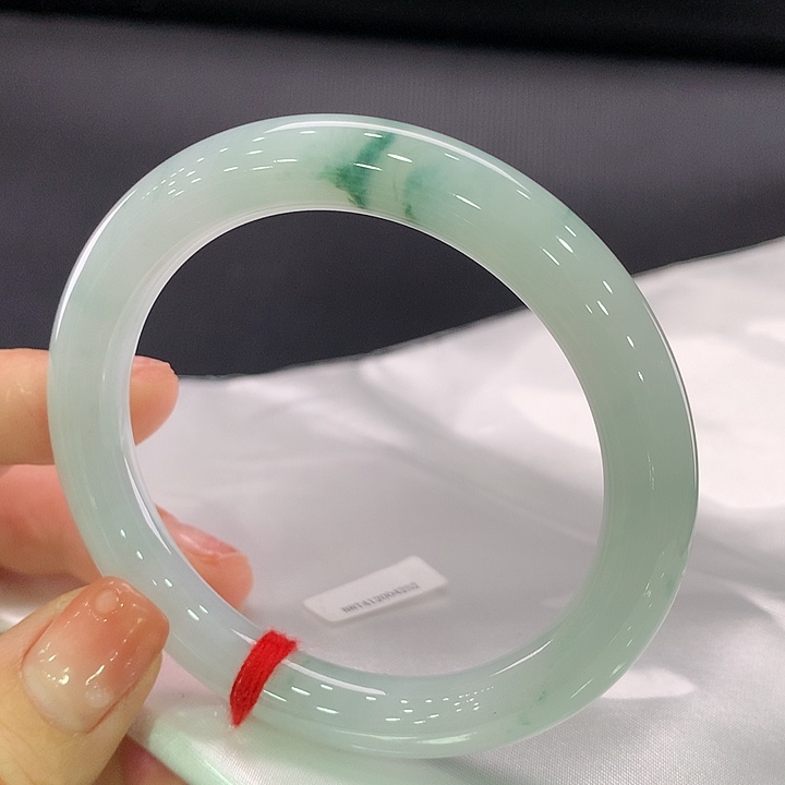 翡翠手镯未镶嵌圆条54