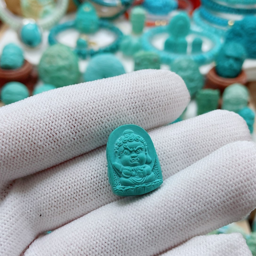 绿松石未镶嵌不动明王