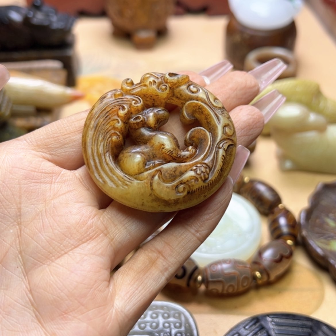 【闪购商品】蛇纹石玉颈饰未镶嵌