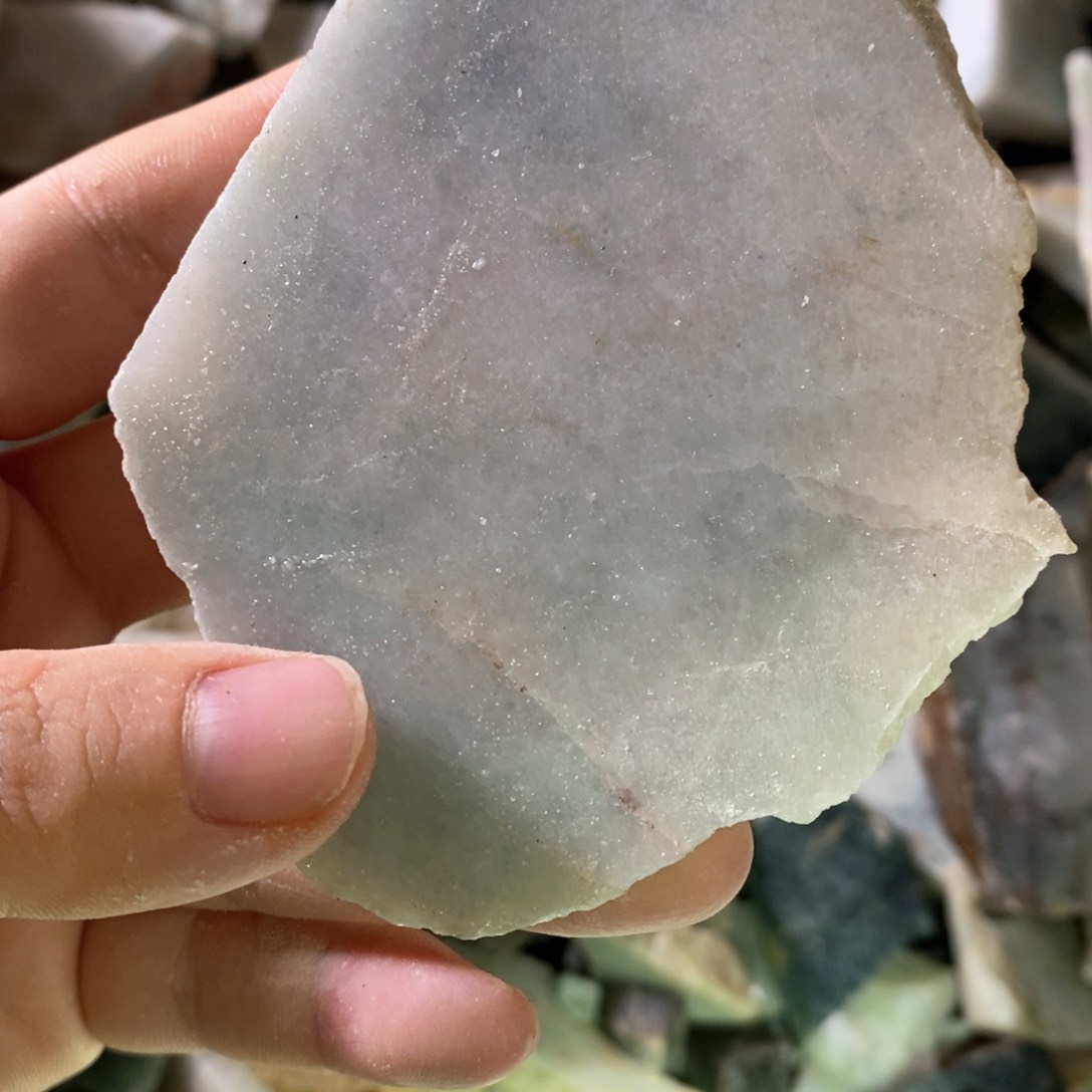颈饰未镶嵌翡翠天然翡翠
