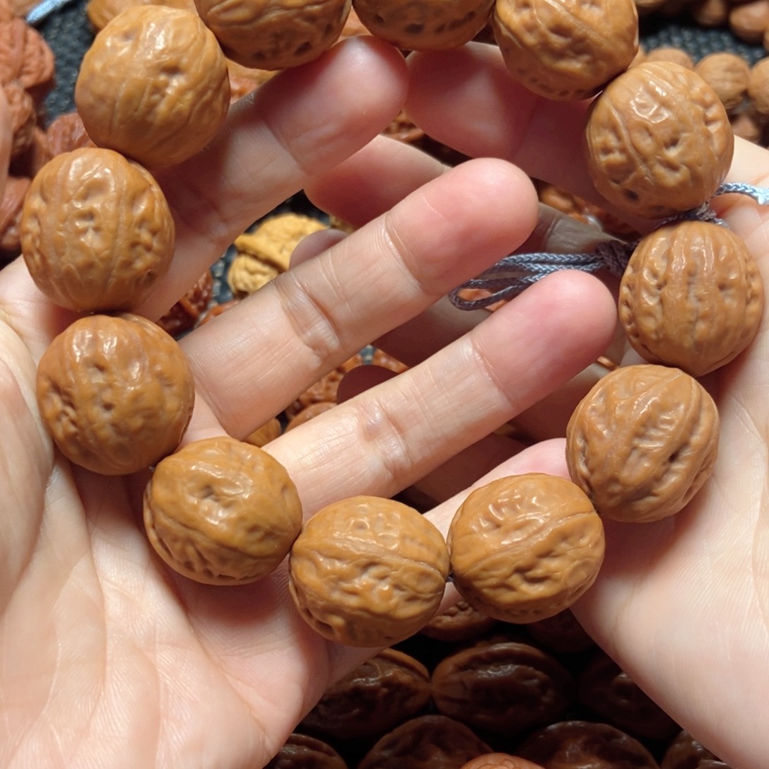 手串桃核粗筋足球