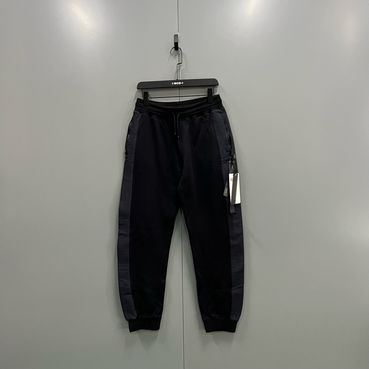 95新 LouisVuitton/路易威登 （ll） 徽标小logo卫裤 S码 102115