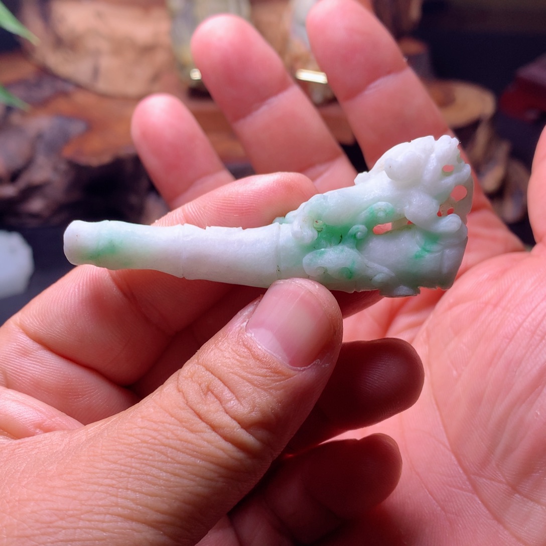 定制翡翠未镶嵌亏***喝翡翠