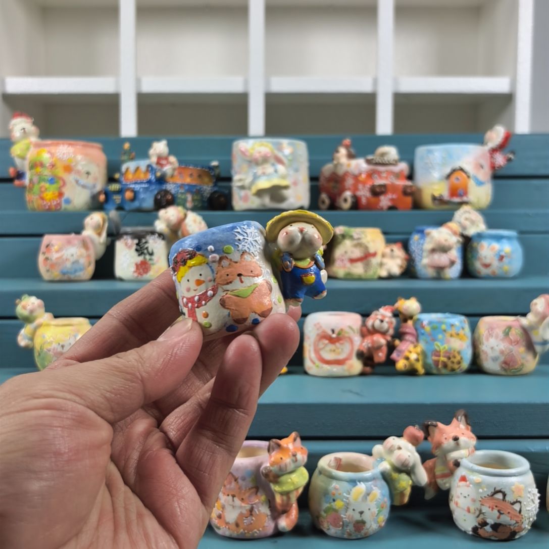 K***U蓝色裤子 小猫 手绘多肉花盆