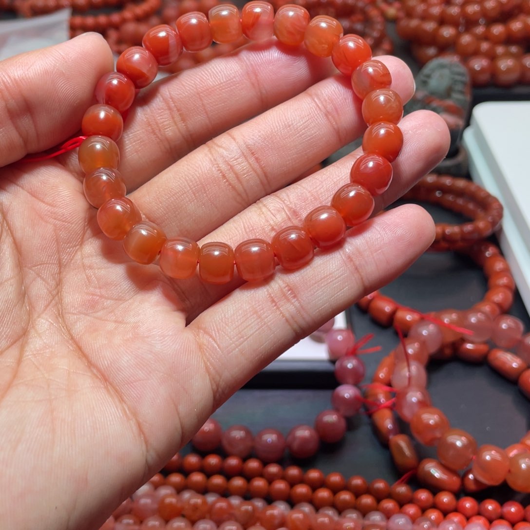 南红玛瑙手链未镶嵌