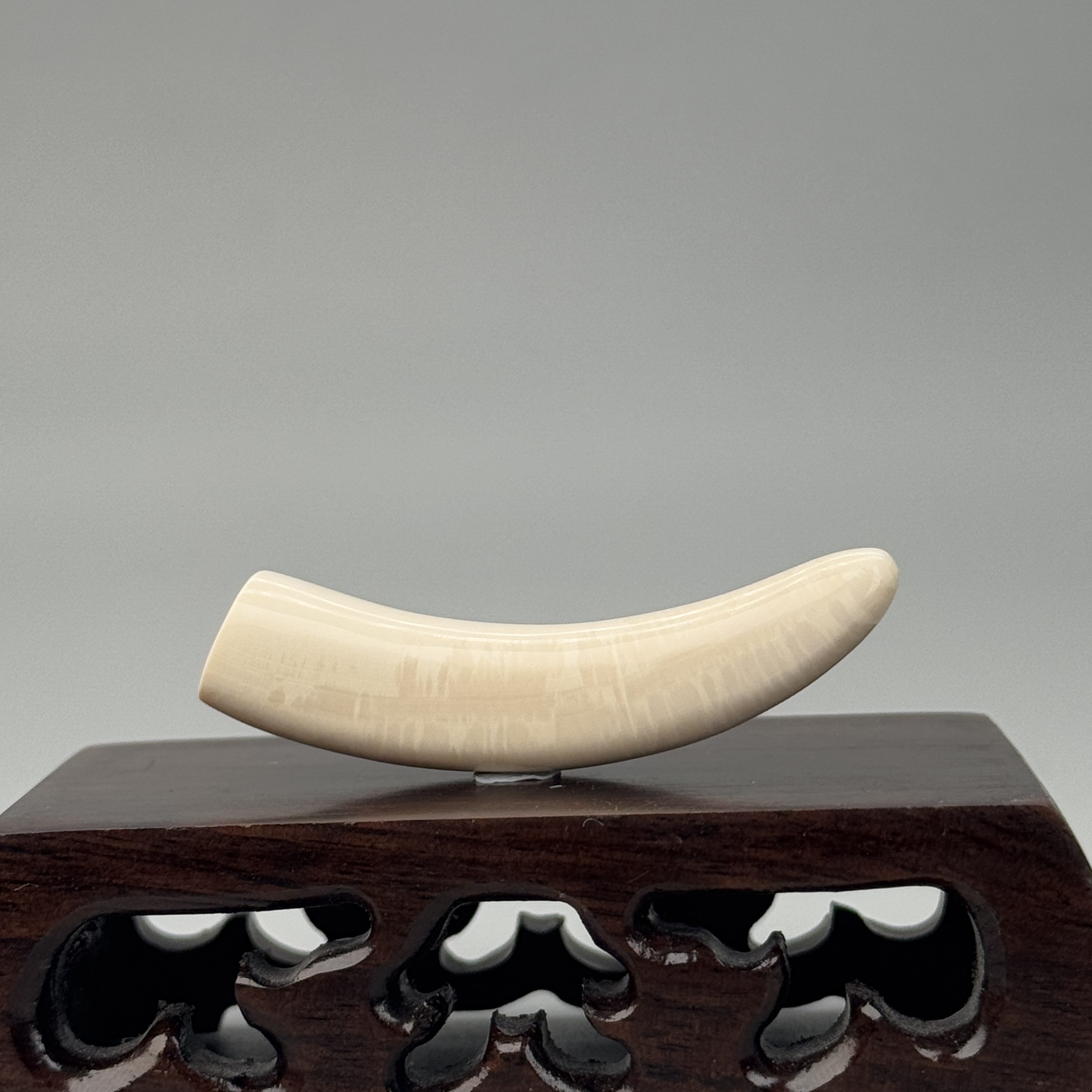 DEZHI/德志6.5g纯肉牙尖52*11*10mm猛犸牙默认打孔配吊坠绳K313