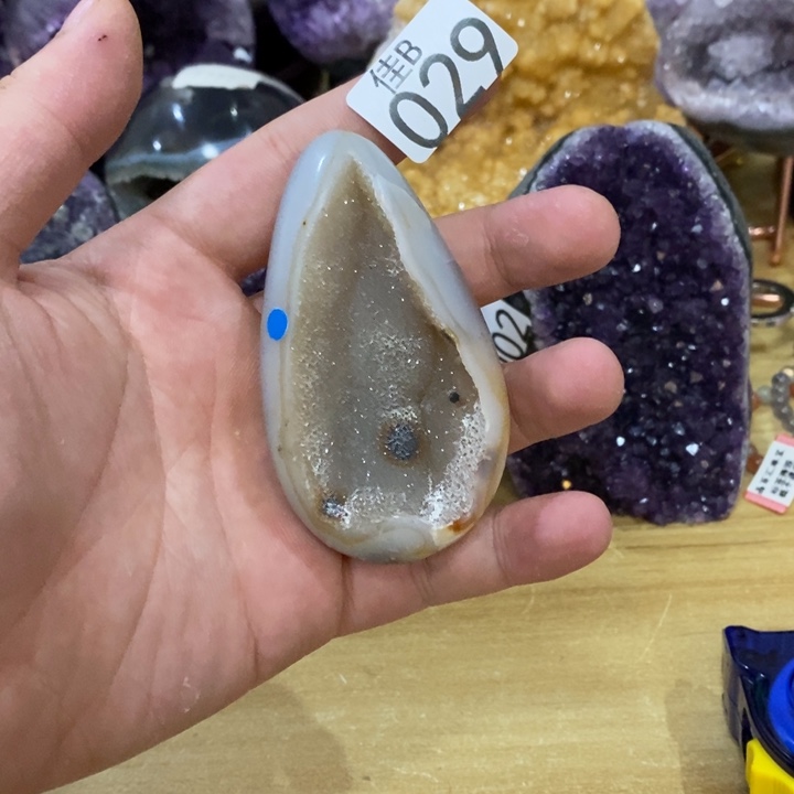 未镶嵌水晶大型摆件（非配饰）