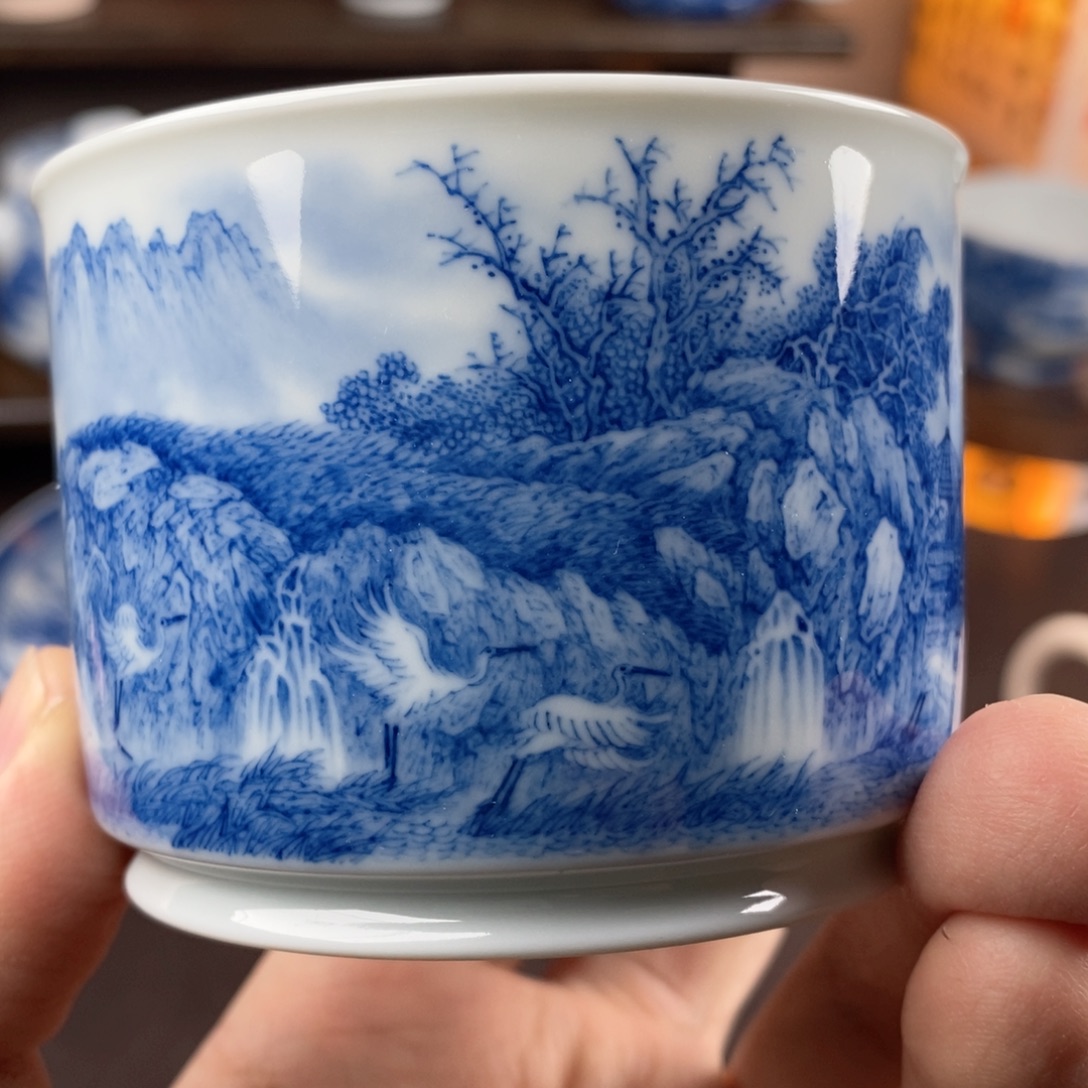 青花手绘山水主人杯