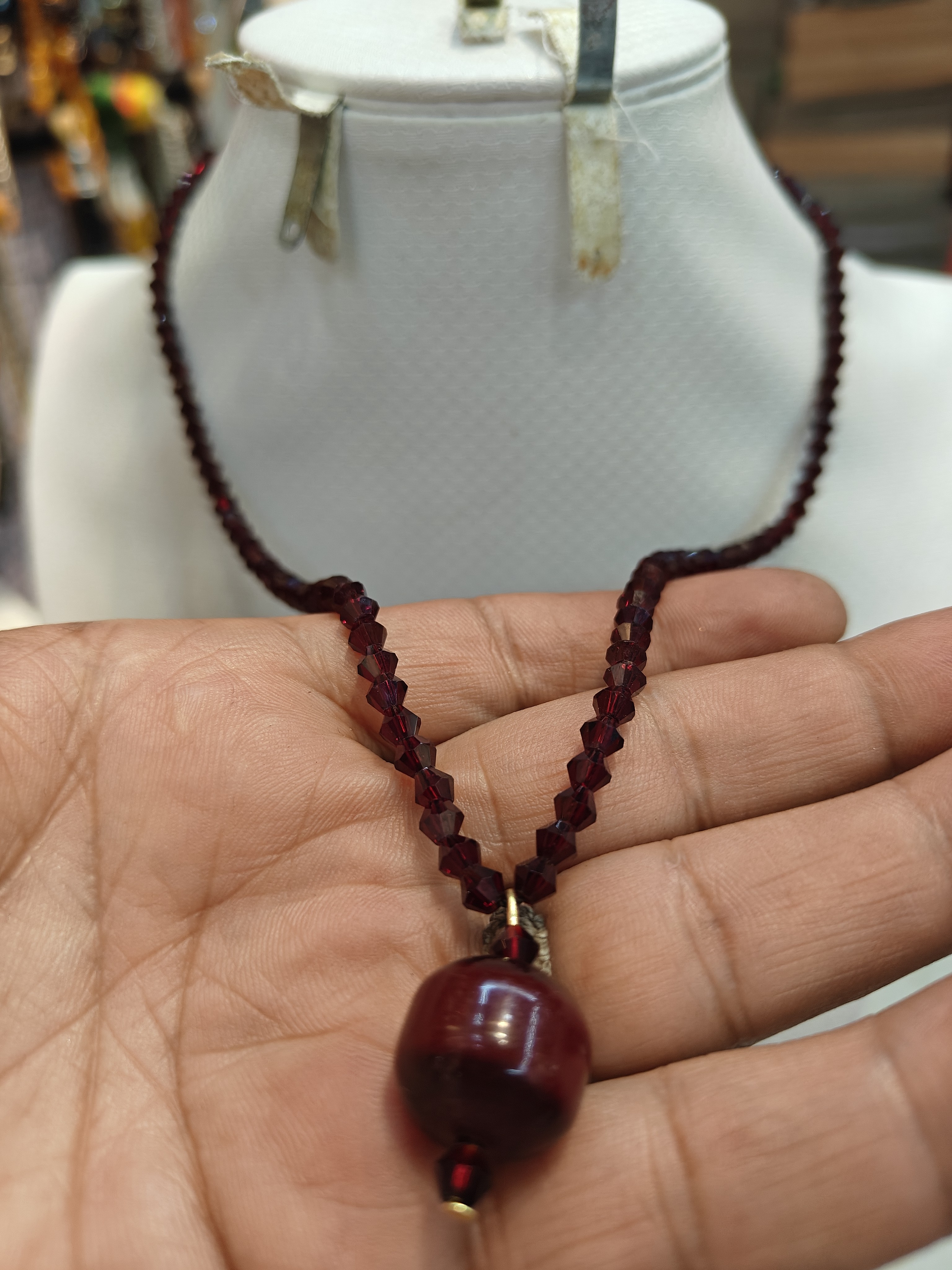 不锈钢项链  جىڭ كەھرىۋا ئېسىلغان خىرىستال مارجان. 