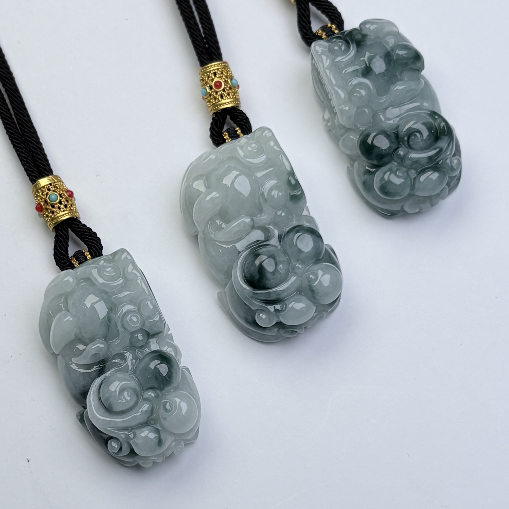 295394/天然缅甸翡翠A货貔貅吊坠   多样性一件发