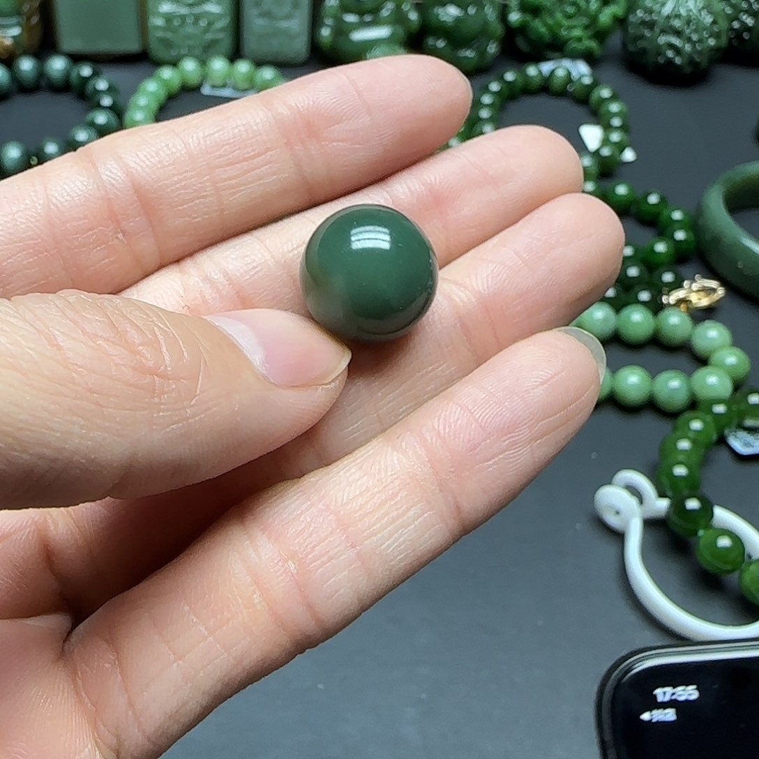 和田玉单珠未镶嵌钟*原