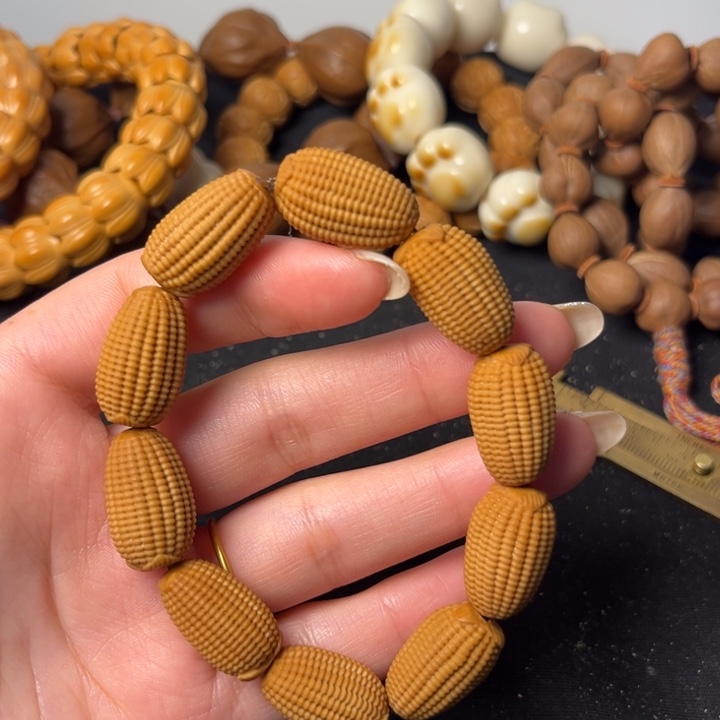 吊坠橄榄核玉米手串