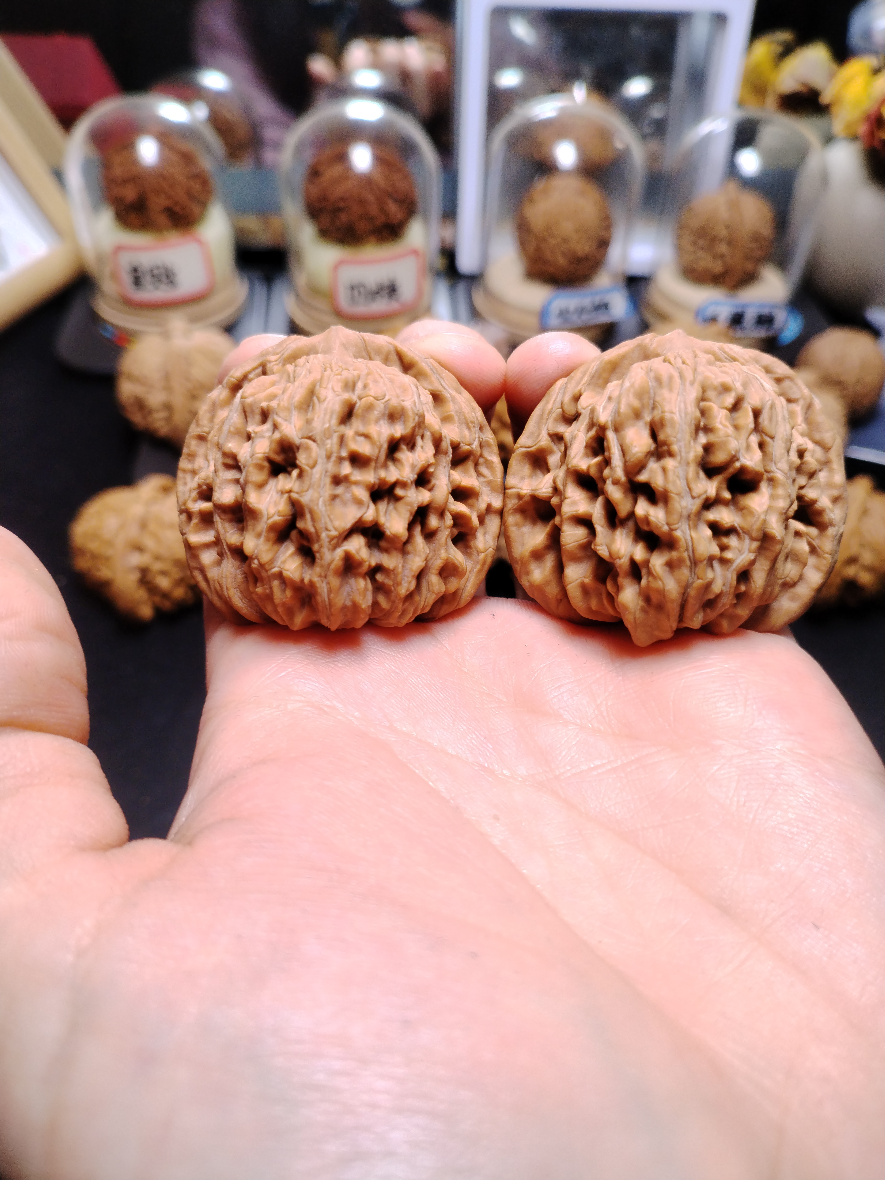 42全品汉高楼文玩核桃狮子头