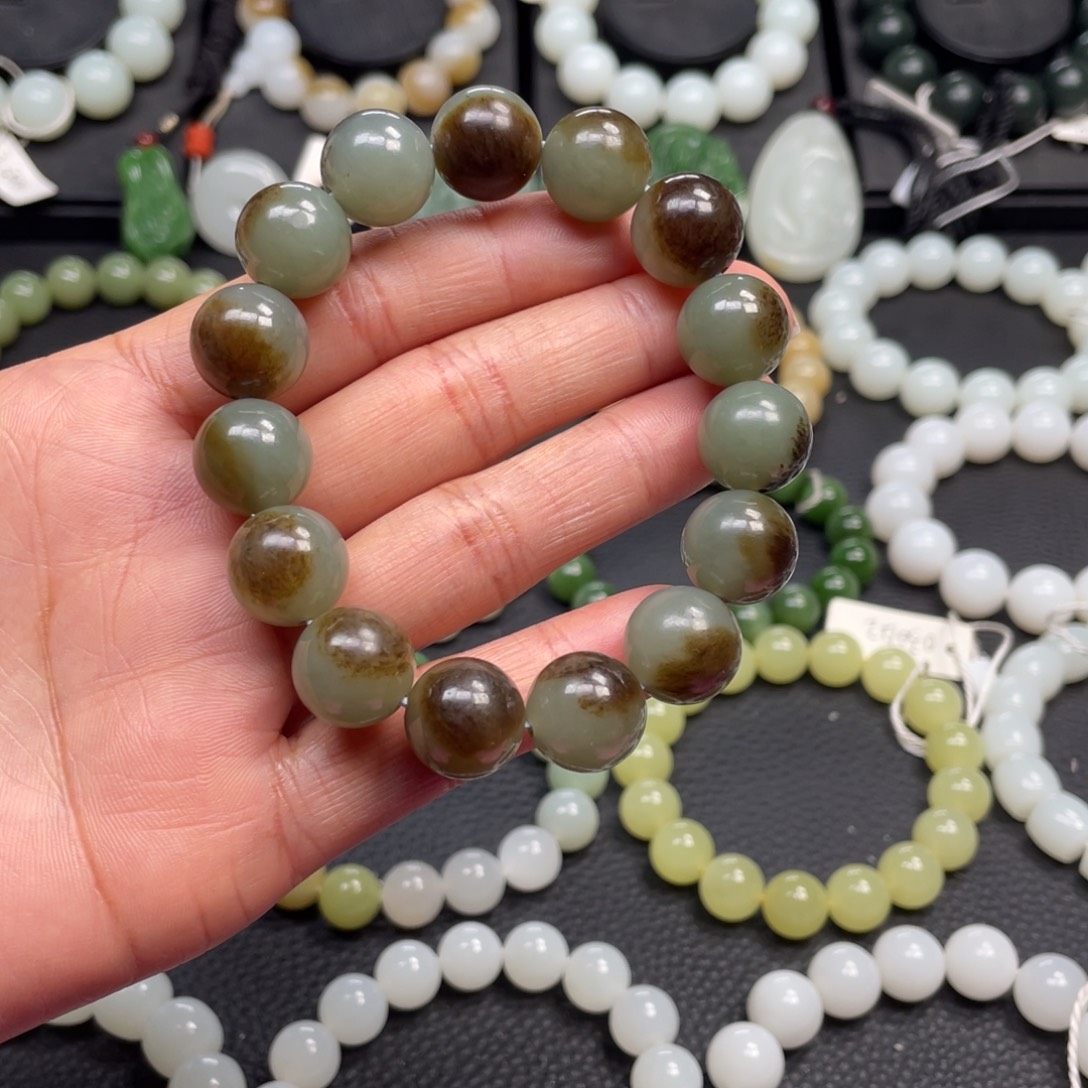 和田玉未镶嵌手链