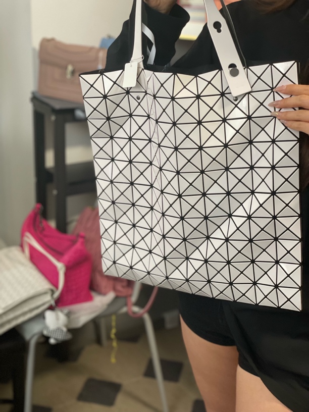 95新 Issey Miyake/三宅一生 阿白奢品/三宅一生 托特包