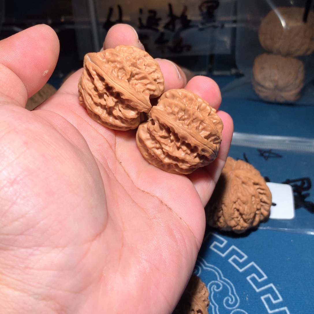 文玩核桃吊坠笑*疯曹大龙 a28