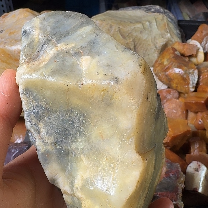 邕***人寿山石寿山石的颜色