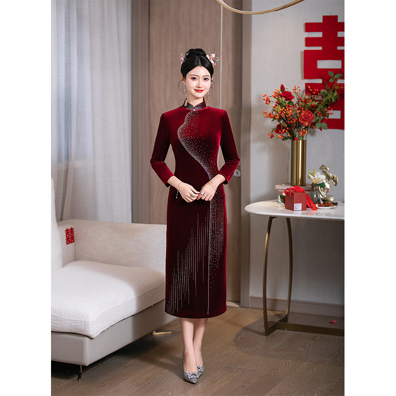 喜婆婆婚宴装2025新妈妈礼服结婚敬酒服新中式婚礼喜服春季丝绒H