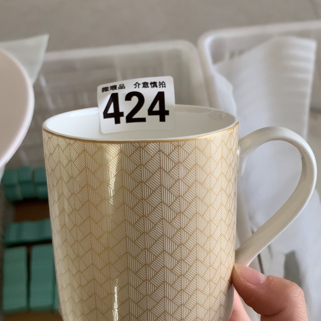 424 全场微瑕介意慎拍